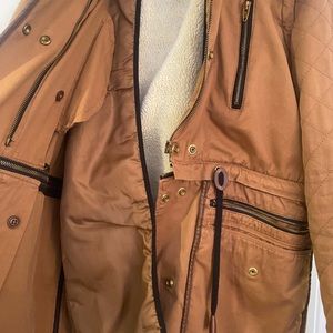 Zara coat. Good condition.